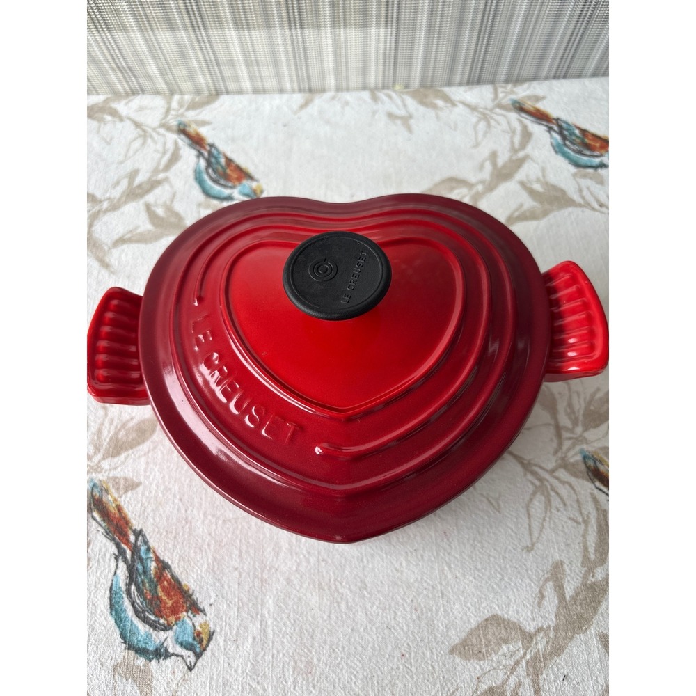 Le Creuset Red Enameled Cast Iron Heart Shaped Dutch Oven 2L Cocotte France